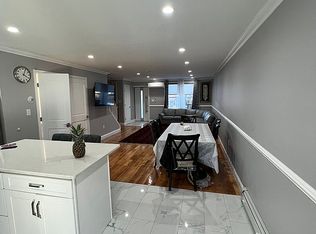 13752 70th Rd, Flushing, NY 11367