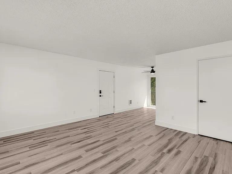 Echo Glen — Photo 15