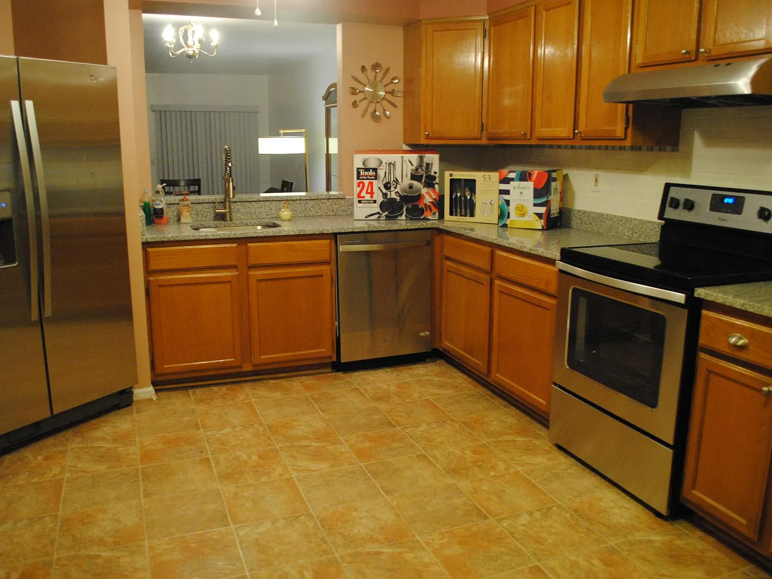 Horsham Dr, Laurel — Photo 2
