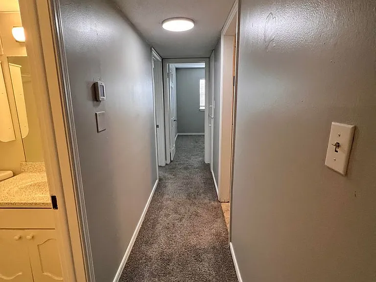 Woodward Park Apartments — Photo 7