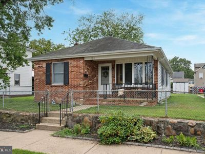 720 Corson St, Bristol, PA, 19007