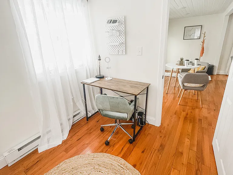 85 Anglers Rd — Photo 9
