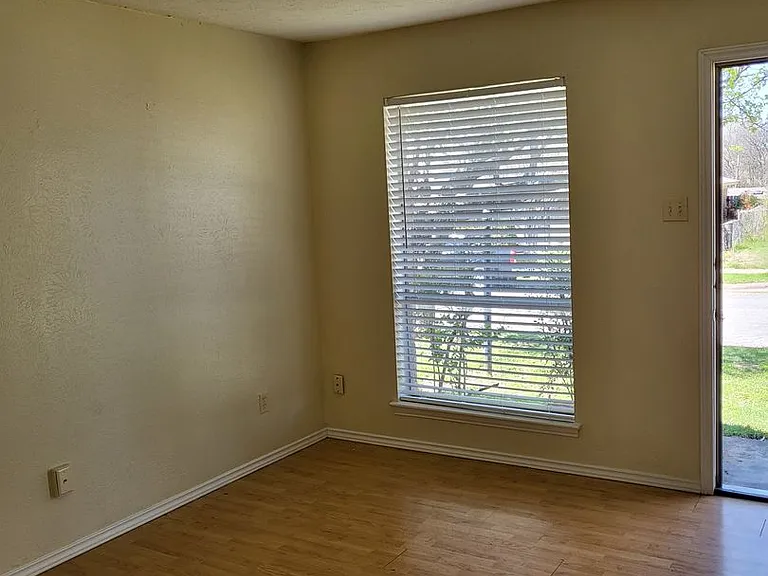 7326 Harold Walker Dr — Photo 5