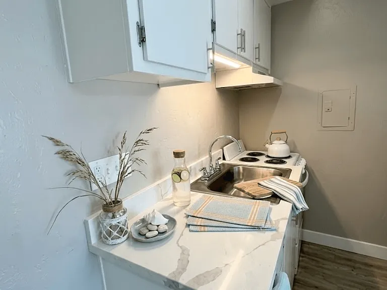 Hidden Creek Apartments — Photo 99
