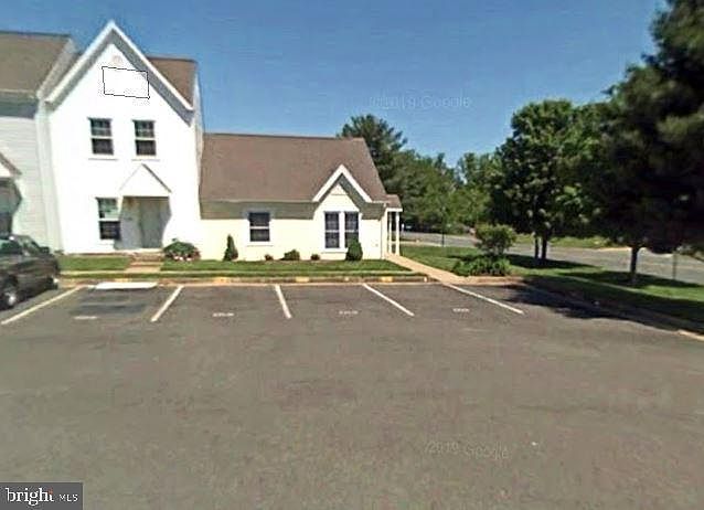 1st image of 101 Madison Ct