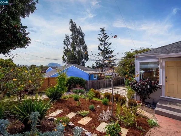1327 Mariposa St, Richmond, CA 94804