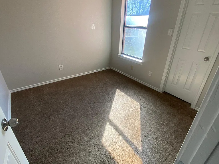 220 Joshua Blvd #220 — Photo 8