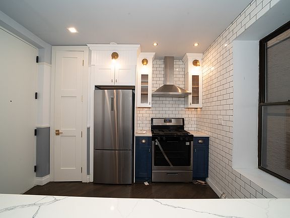 3rd image of 141 Joralemon St #2CC