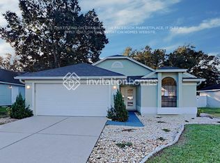 4205 Longfellow Dr, Plant City, FL 33566
