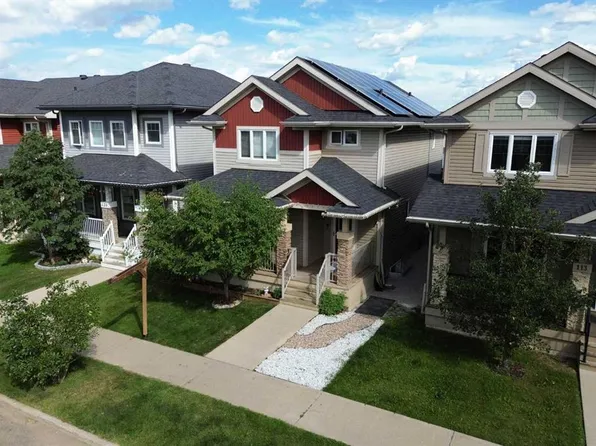 117 NW Chalifour St, Wood Buffalo, AB T9K 2Y3