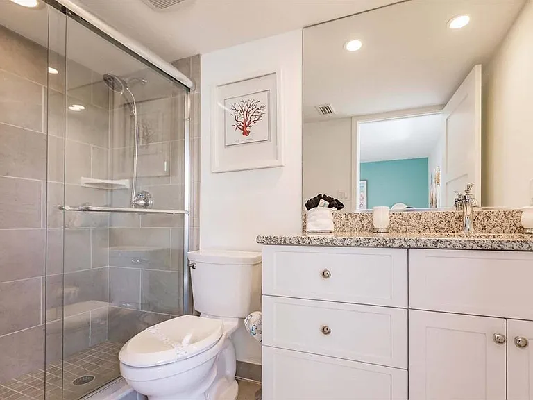 1125 W Peppertree Dr #407 — Photo 18