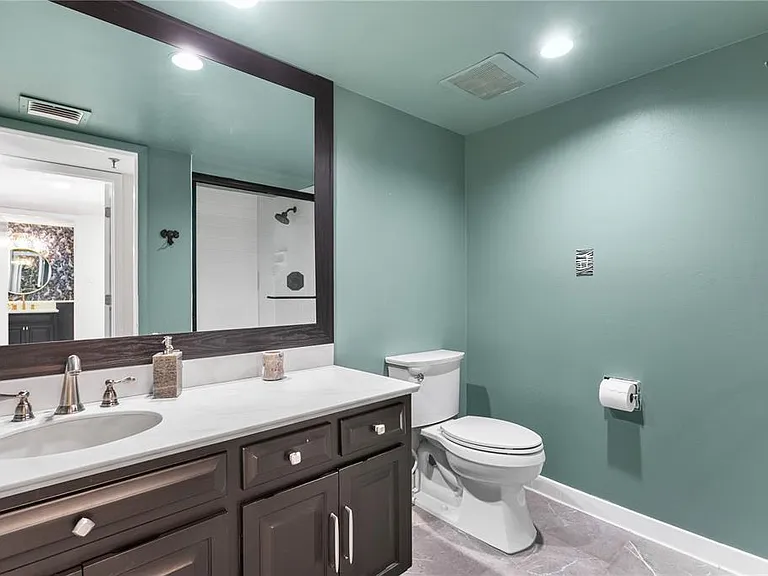 3301 Bayshore Blvd #1601E — Photo 25