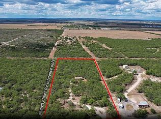 652 Windmill Rd, Uvalde, TX 78801
