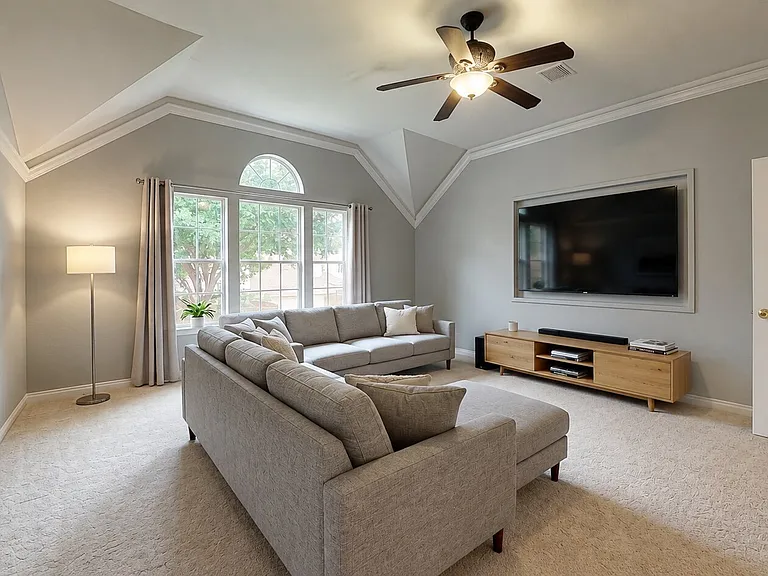 1423 Cool Springs Dr — Photo 21