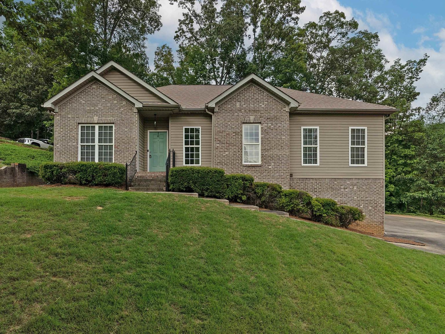 979 Hickory Valley Rd, Trussville, AL 35173 Zillow