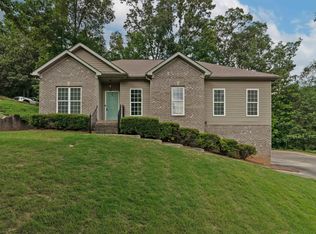 979 Hickory Valley Rd, Trussville, AL 35173
