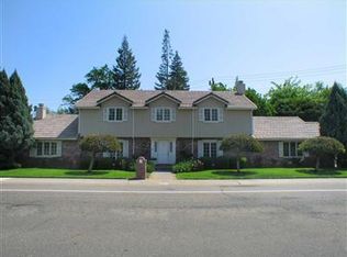 1632 Kingsford Dr, Carmichael, CA 95608