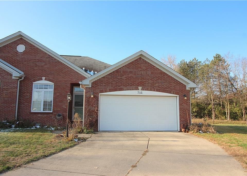 1st image of 715 Silver Fox Ct