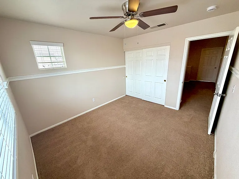 8346 Fame Ave — Photo 18