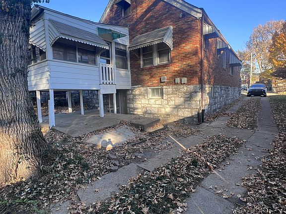 4th image of 2023 Hiawatha Ave
