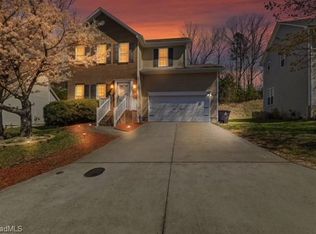 3047 Canterbury Park Dr, Winston Salem, NC 27127