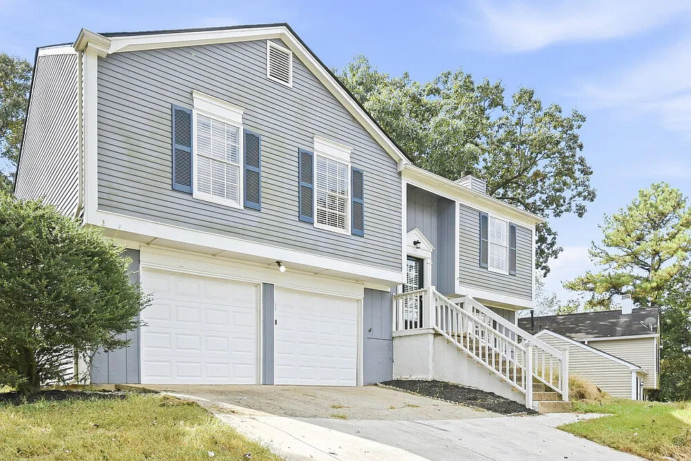 3 bed, 2.5 bath, 1560 sqft, $2,215 — Photo 4