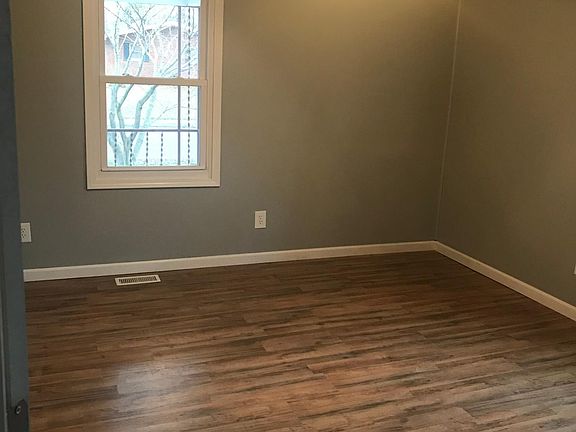 5th image of 522 N Union St