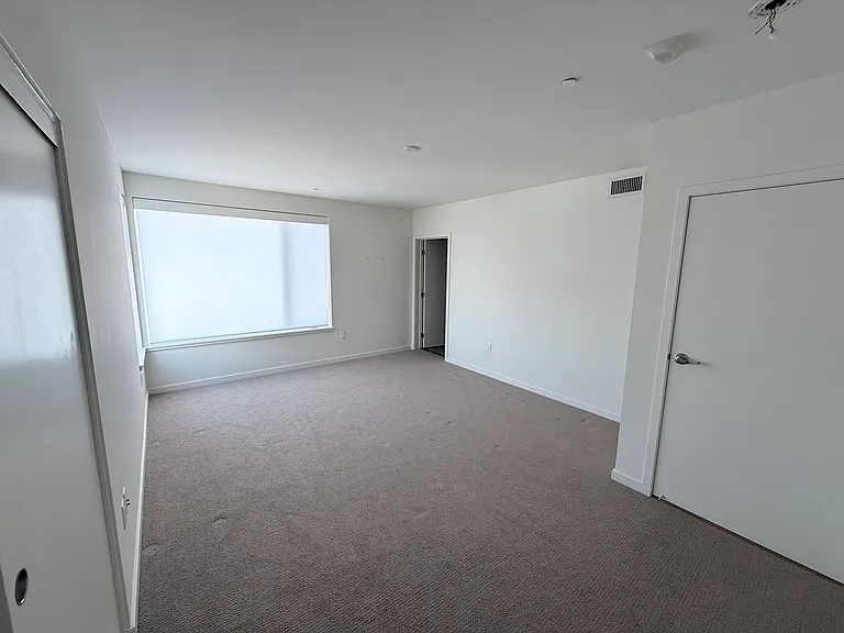 52 Innes Ct #302 — Photo 17