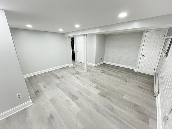 2nd image of 1226 Orren St NE APT B