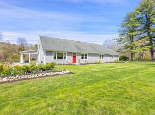 21 Blueberry Hill Rd, Weston, CT 06883