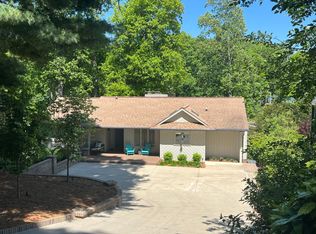8010 Lakeview Dr, Denver, NC 28037