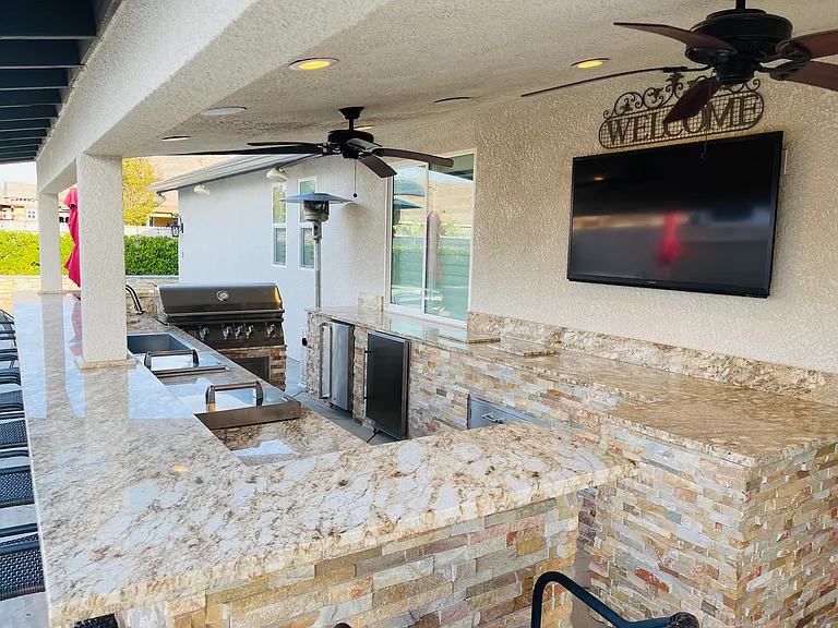 8500 Imola Ct — Photo 37