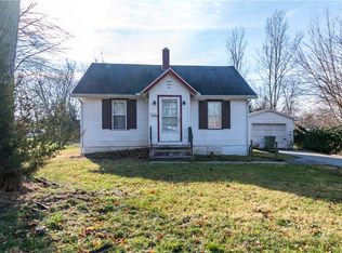 1635 Kenwood Ct, Decatur, IL 62526