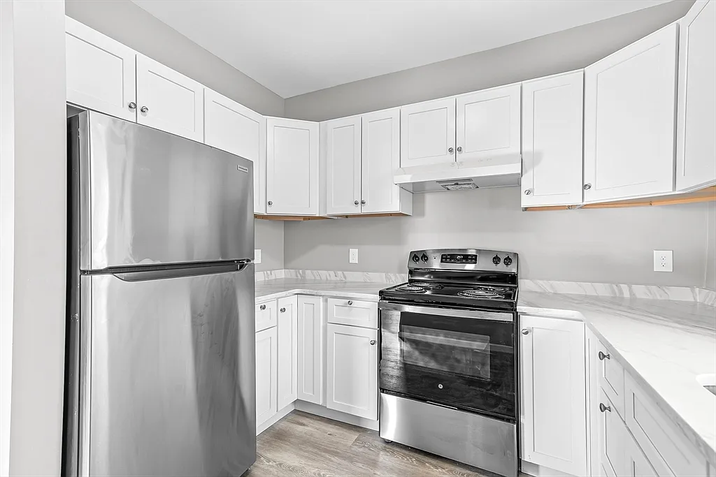 Building Photo - 712-722 N Eastern Ave #2
