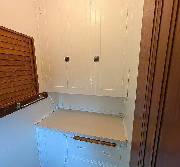 [UPPER UNIT]: Pantry off kitchen