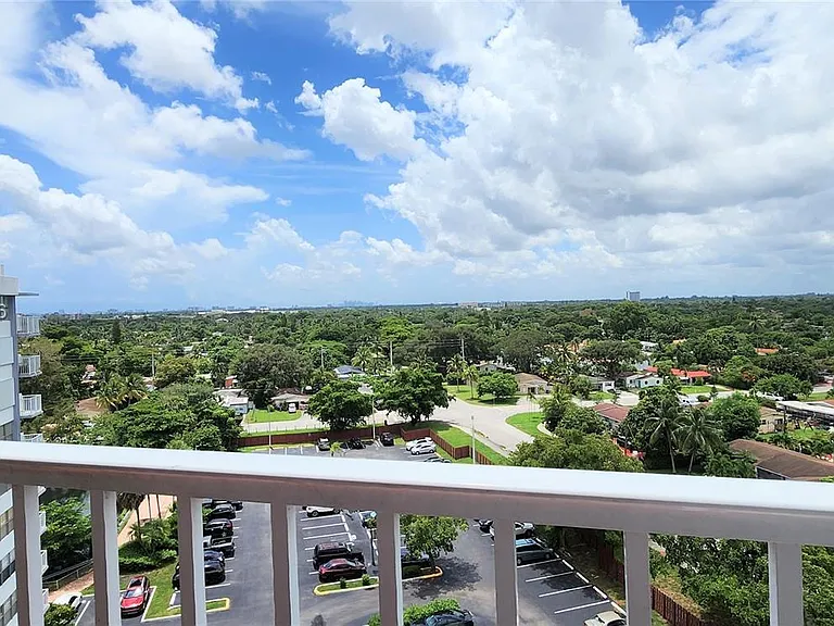 1200 NE Miami Gardens Dr #1005W — Photo 12