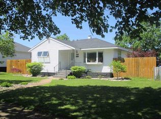 2110 5th Ave S, Escanaba, MI 49829