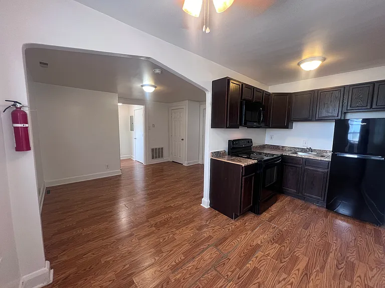2123 N College Ave #A — Photo 3