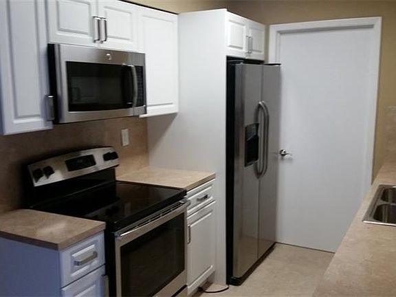 2nd image of 455 King St