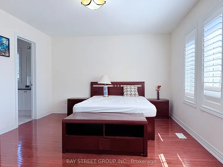 9 Saint Clare Blvd — Photo 33
