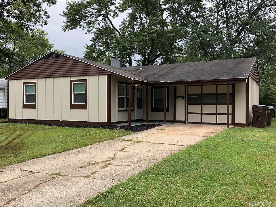1st image of 3762 Beckley Ave