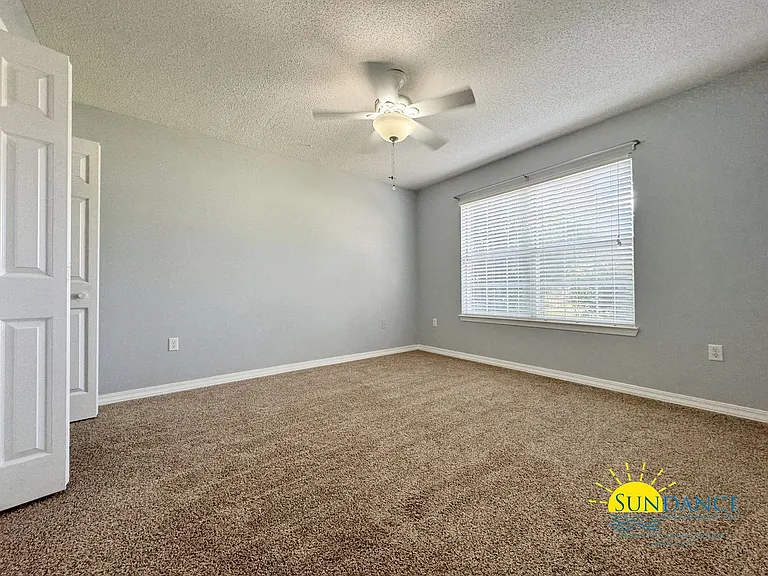 701 Lynn Brk E — Photo 14