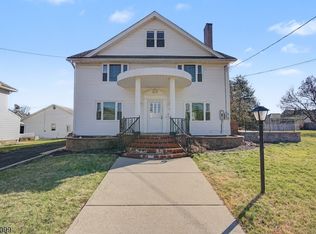 382 E Main St, Somerville Boro, NJ 08876
