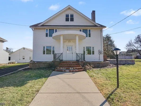 382 E Main St, Somerville Boro, NJ 08876