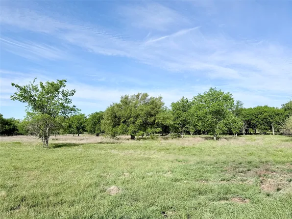 16 Lakewood Dr, Whitney, TX 76692