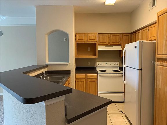 3rd image of 3280 Soho St APT 204