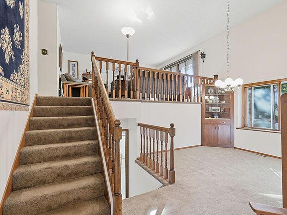 5th image of 8349 Sheridan Ave N