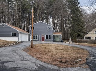 86 Crestwood Dr, Northborough, MA 01532
