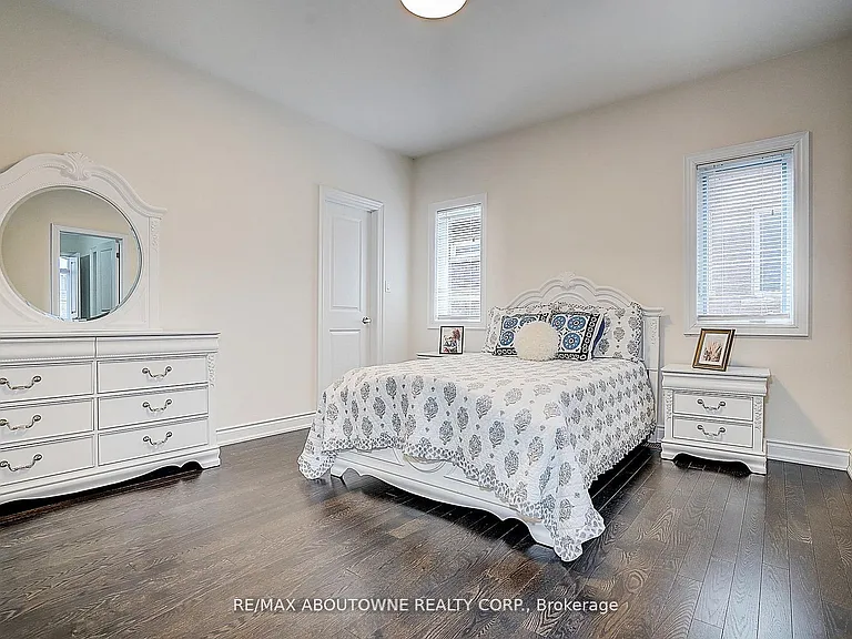 16 Gracedale Dr — Photo 29