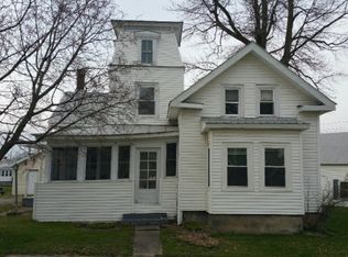 65 Champlain St, Rouses Point, NY 12979